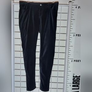 "JLo" Black Velvet Style Skinny Pants | Size 8 Regular Length
